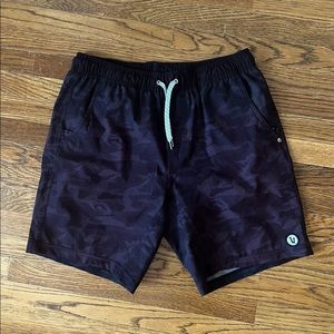 Vuori Men’s Medium Camo Kore Short